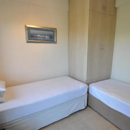 Sleeps 5 With Pool And Air Con * Gumusluk